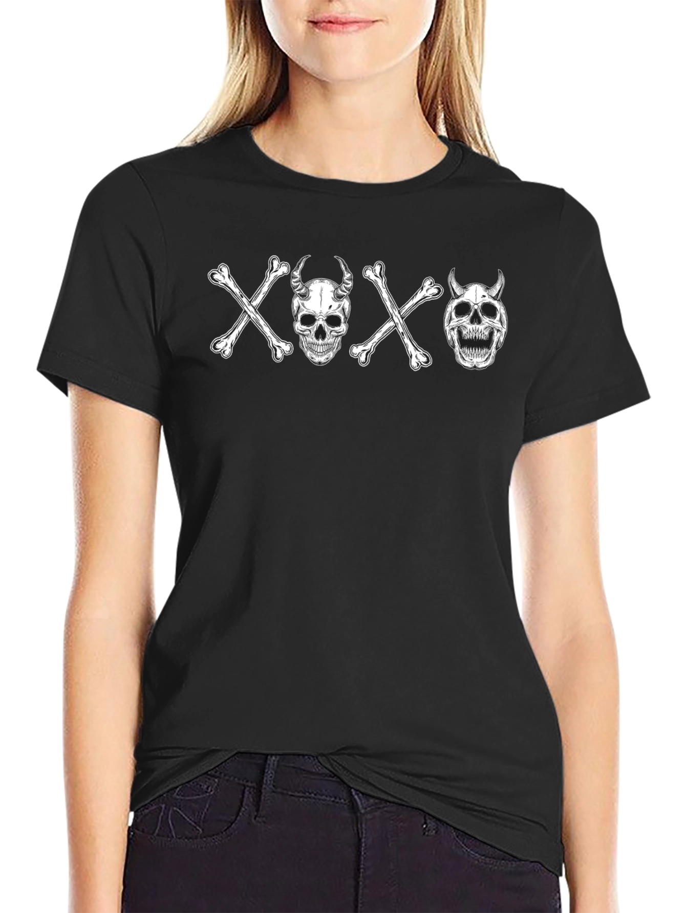 Skull & Crossbones Graphic Tee - Edgy Design
