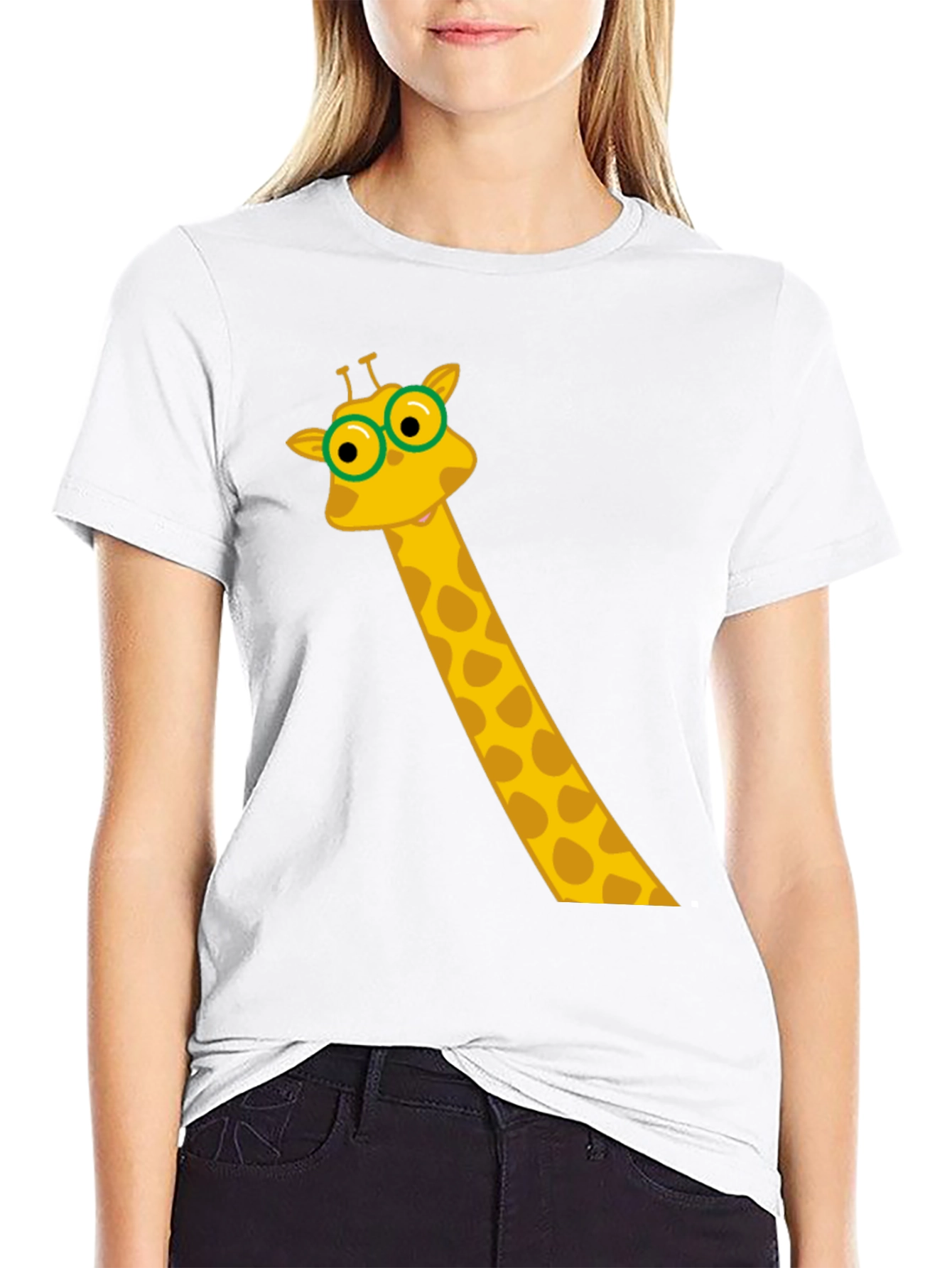 Giraffe Graphic Tee - Fun & Stylish