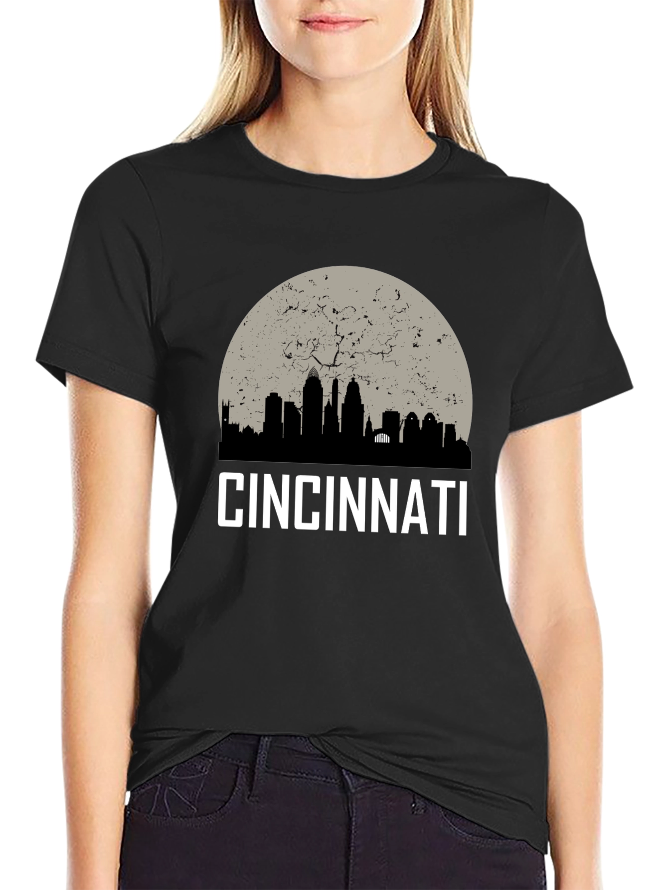 Cincinnati Skyline Graphic T-Shirt - Modern Cityscape Tee