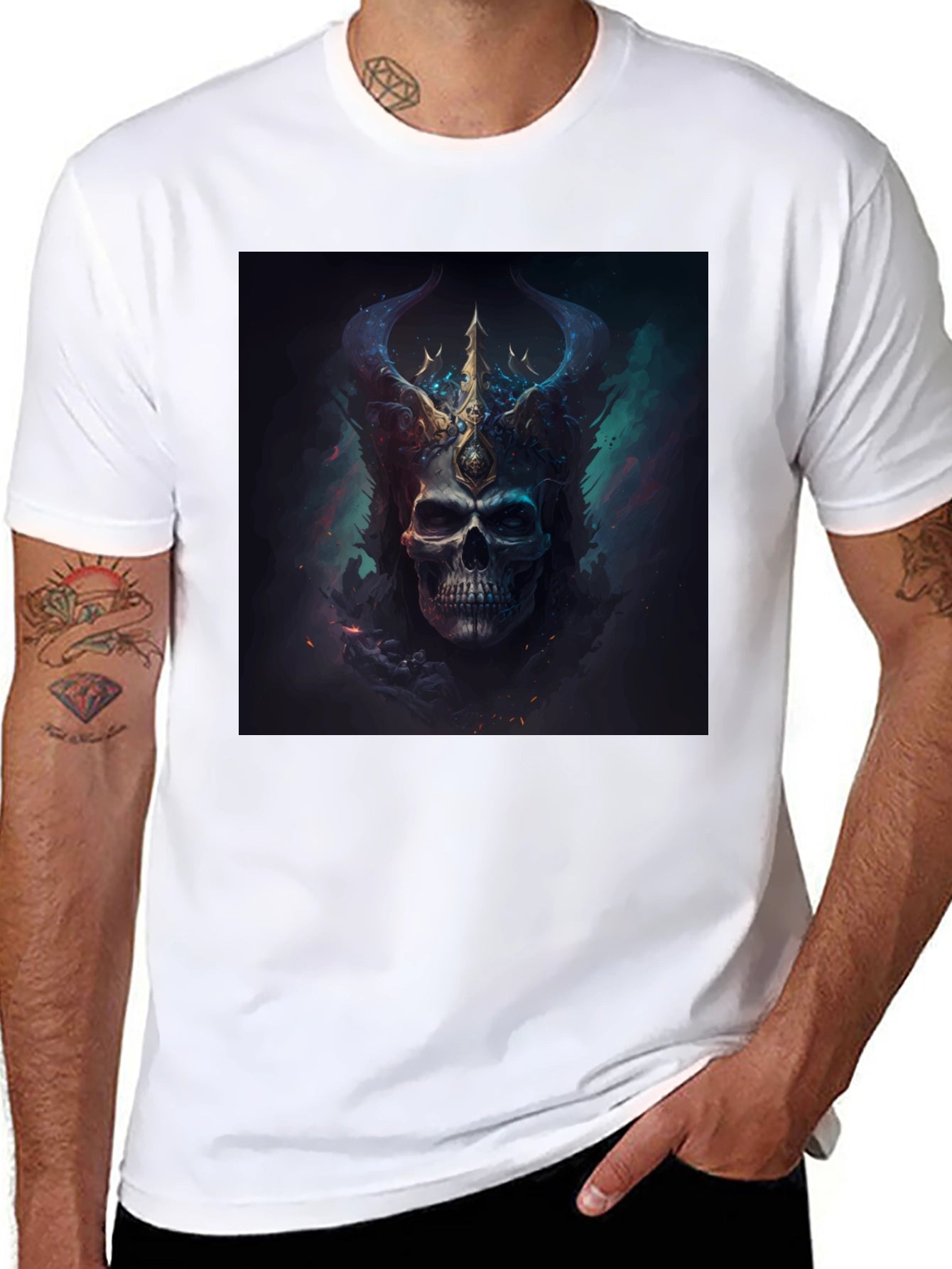 Skull King Graphic Tee - Dark Fantasy Style