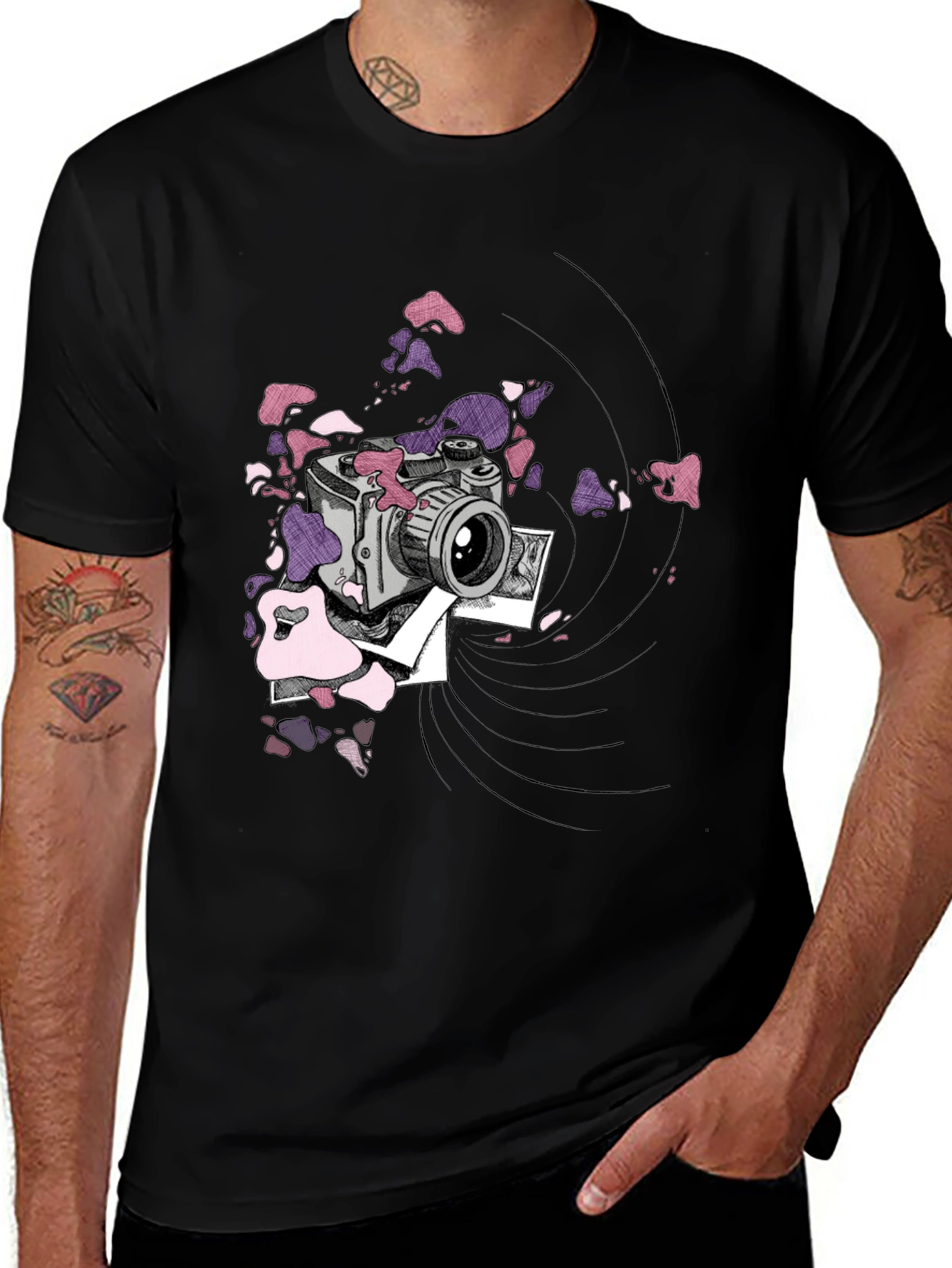Camera Graphic T-Shirt - Trendy Artistic Tee