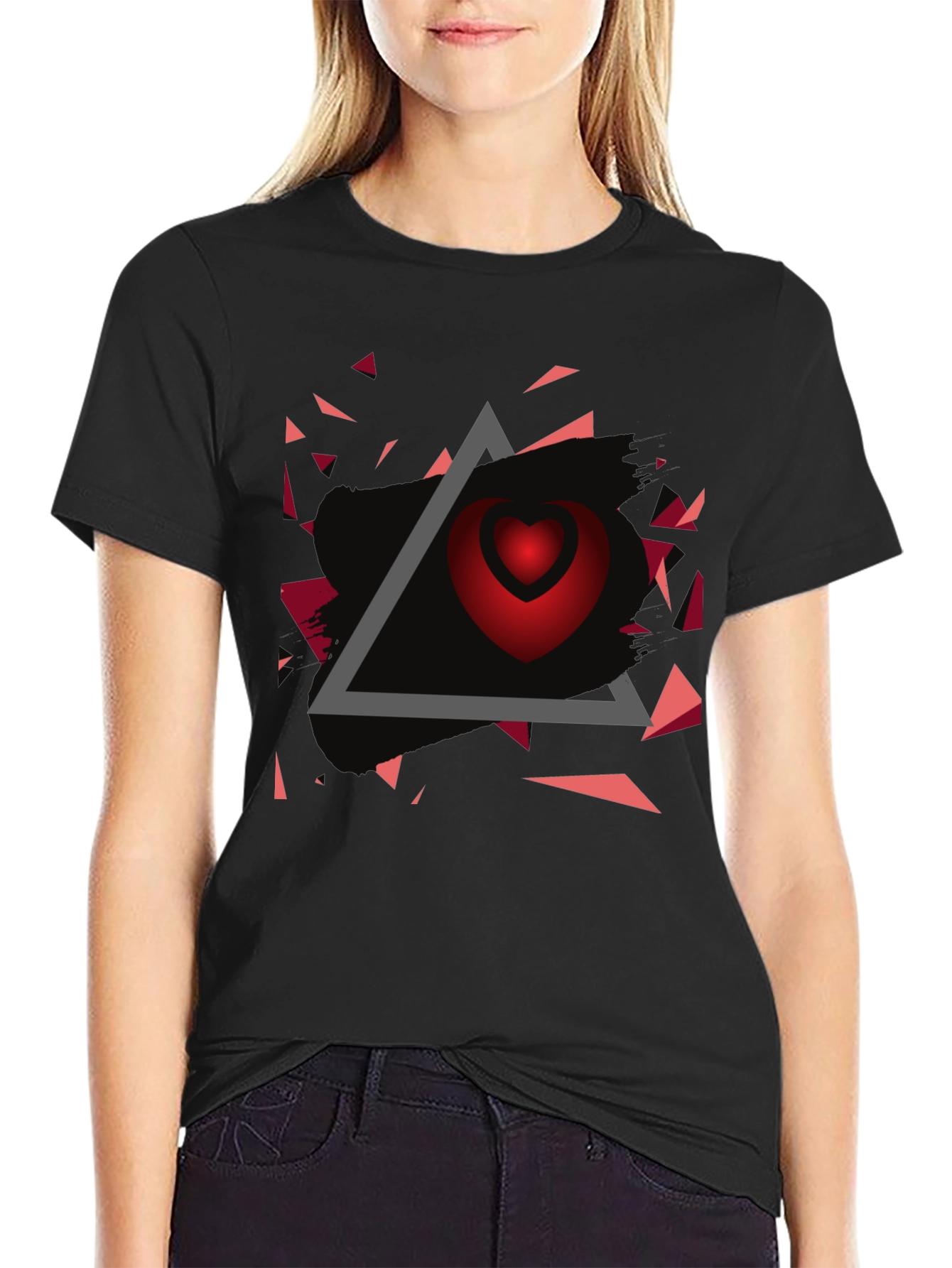 Geometric Heart Graphic Tee - Modern Streetwear