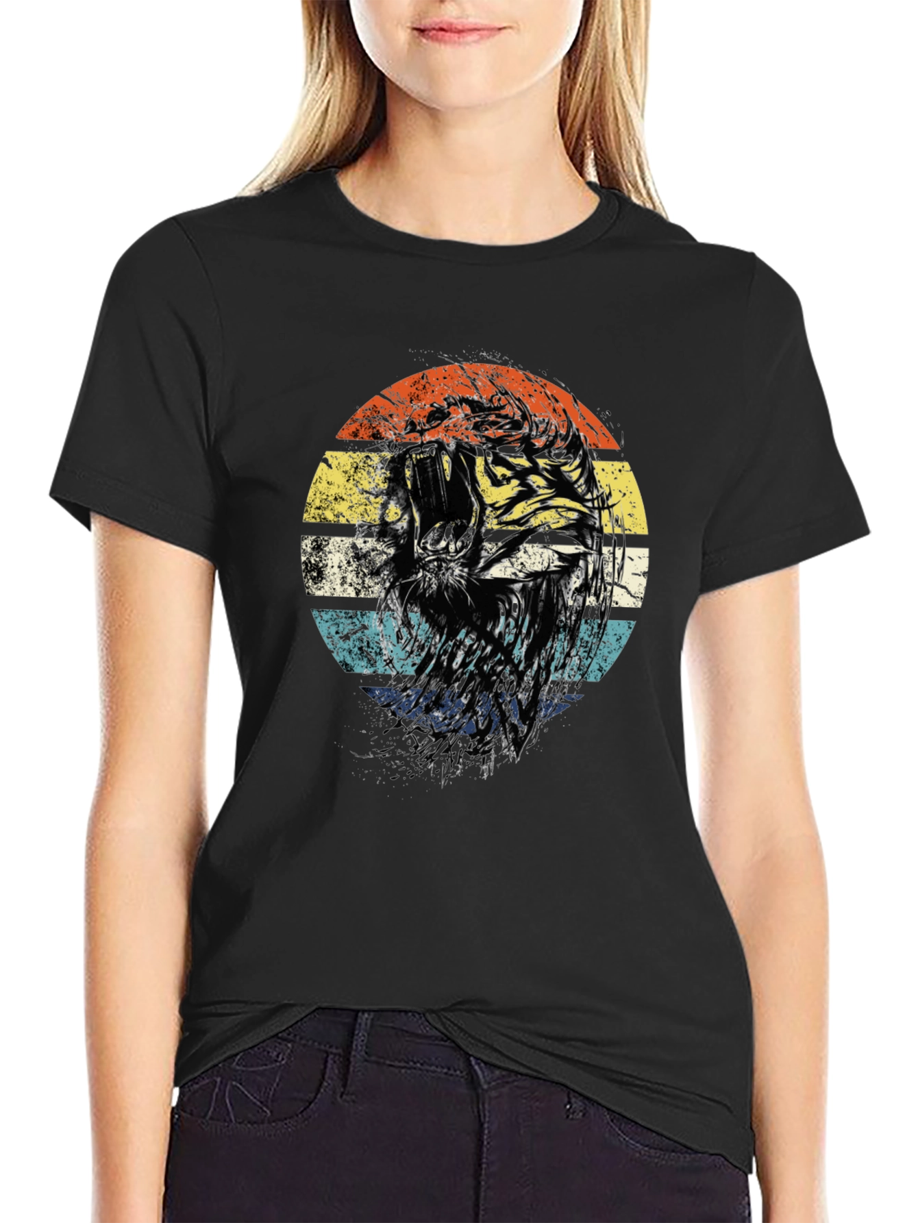 Retro Tiger Graphic Tee - Unisex Black T-Shirt
