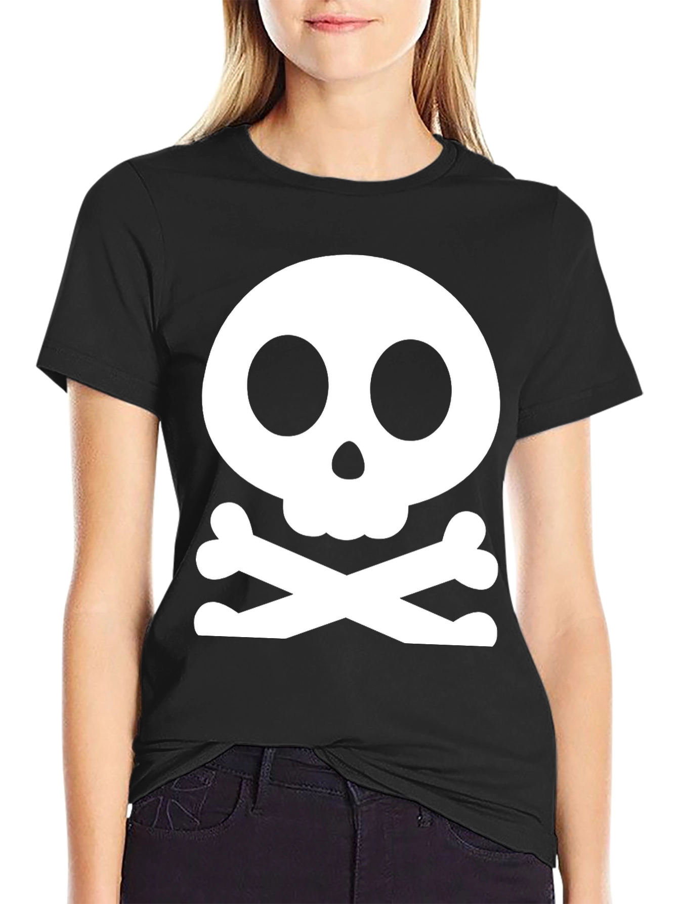 Skull & Crossbones Graphic Tee - Classic Pirate Design