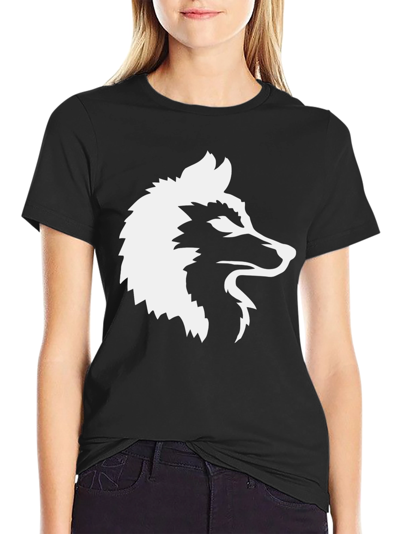 Black Wolf Graphic Tee - Modern Style