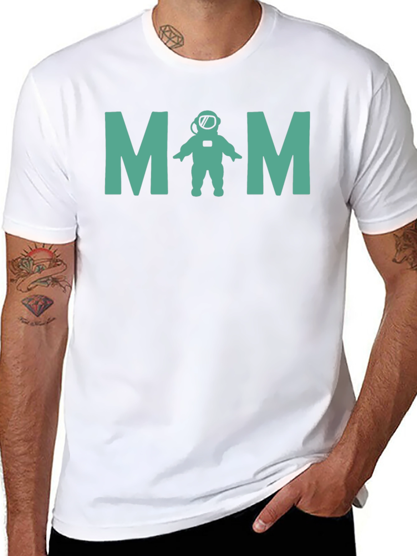 Astronaut Mom T-Shirt - Space Lover Tee