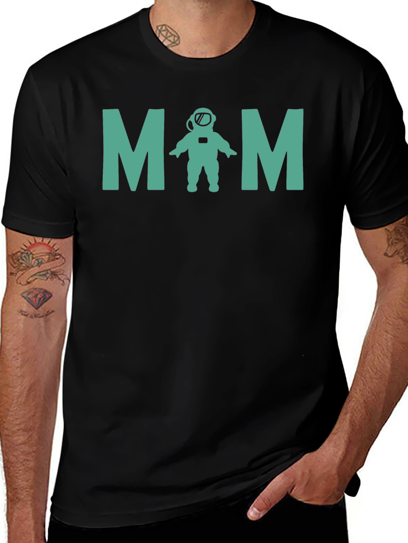 Astronaut Mom T-Shirt - Space Lover Tee