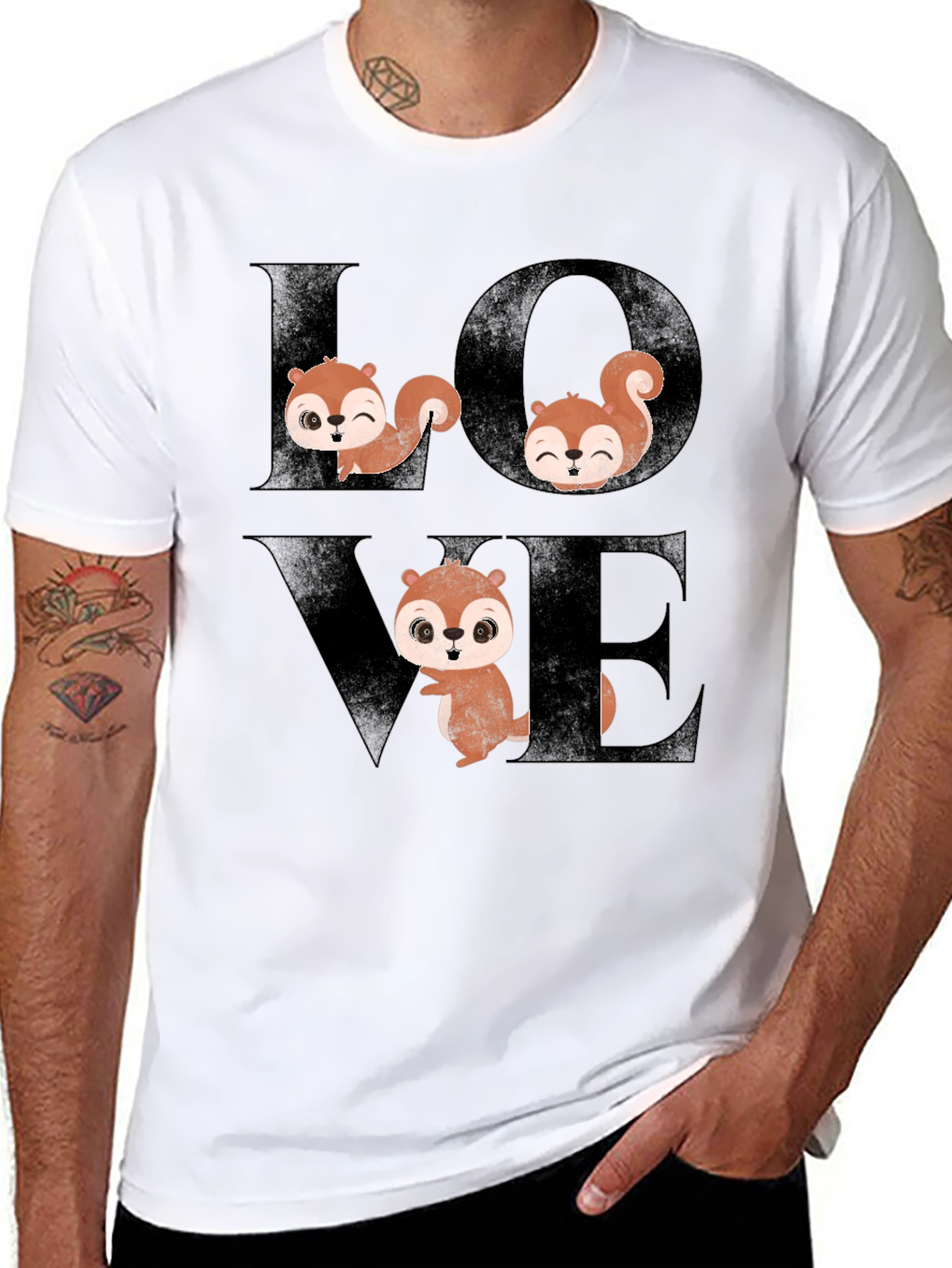 Squirrel Love Graphic Tee - Black Cotton T-Shirt