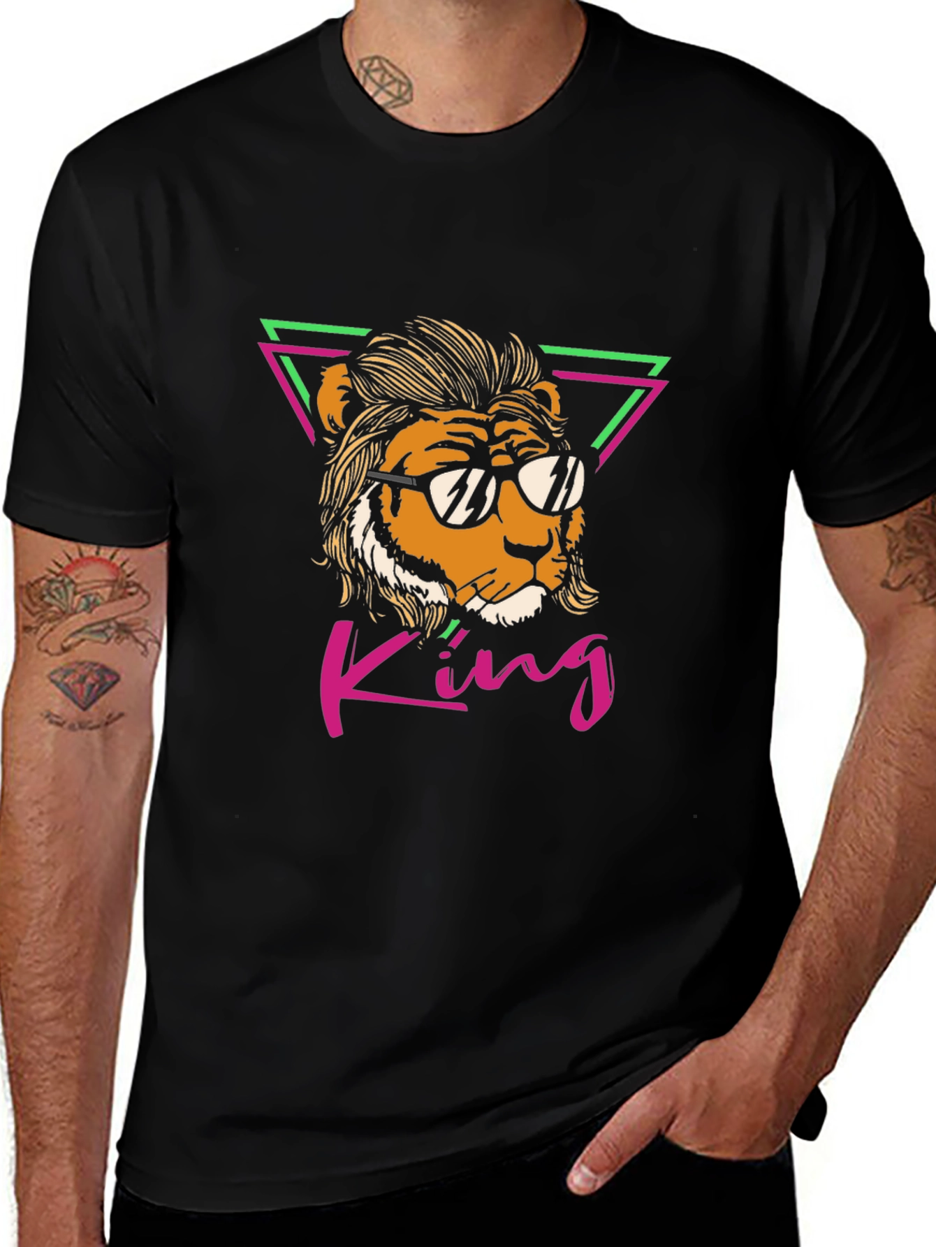 King Lion Graphic Tee - Cool Retro Design