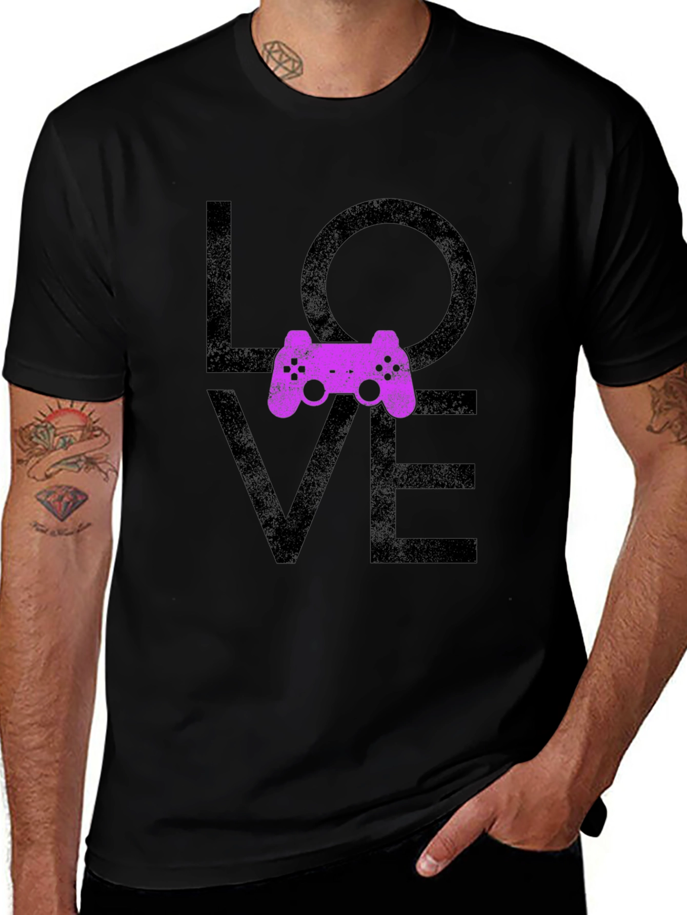 Love Gaming T-Shirt - Gamer Gift