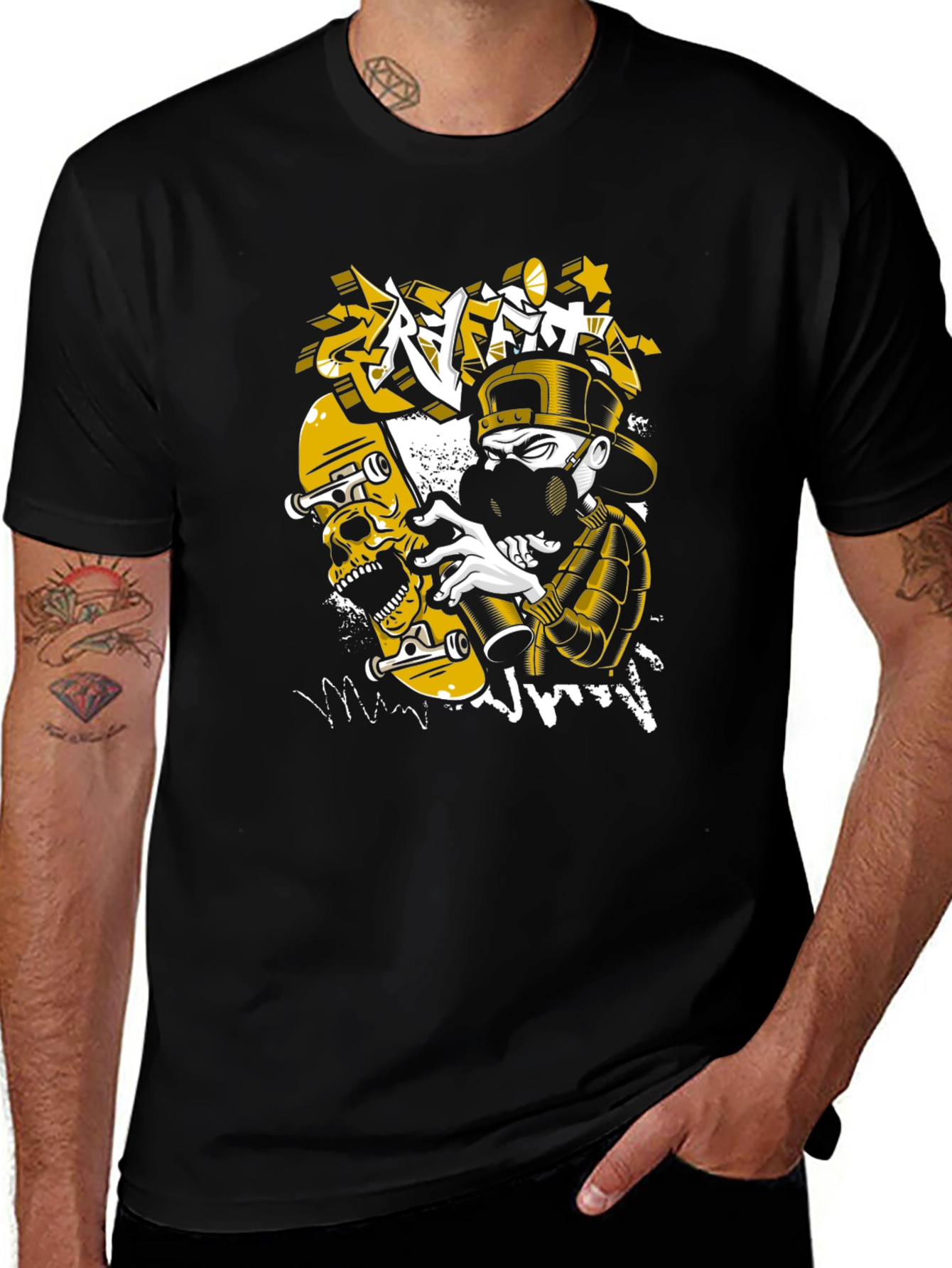 Skull Graffiti T-Shirt - Urban Style