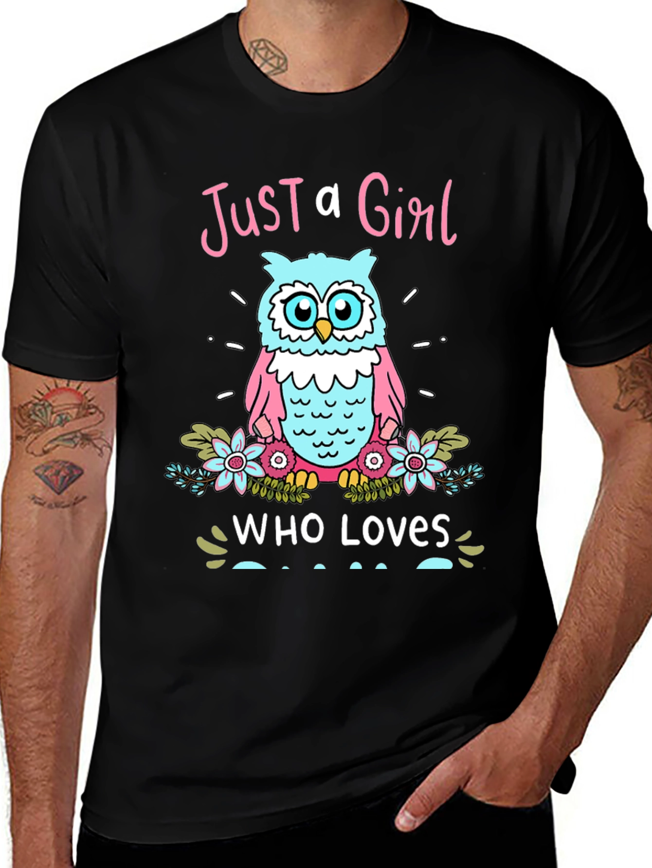 Just a Girl Who Loves Owls Graphic Tee