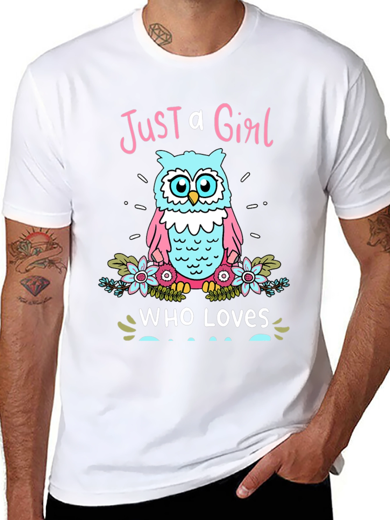 Just a Girl Who Loves Owls Graphic Tee