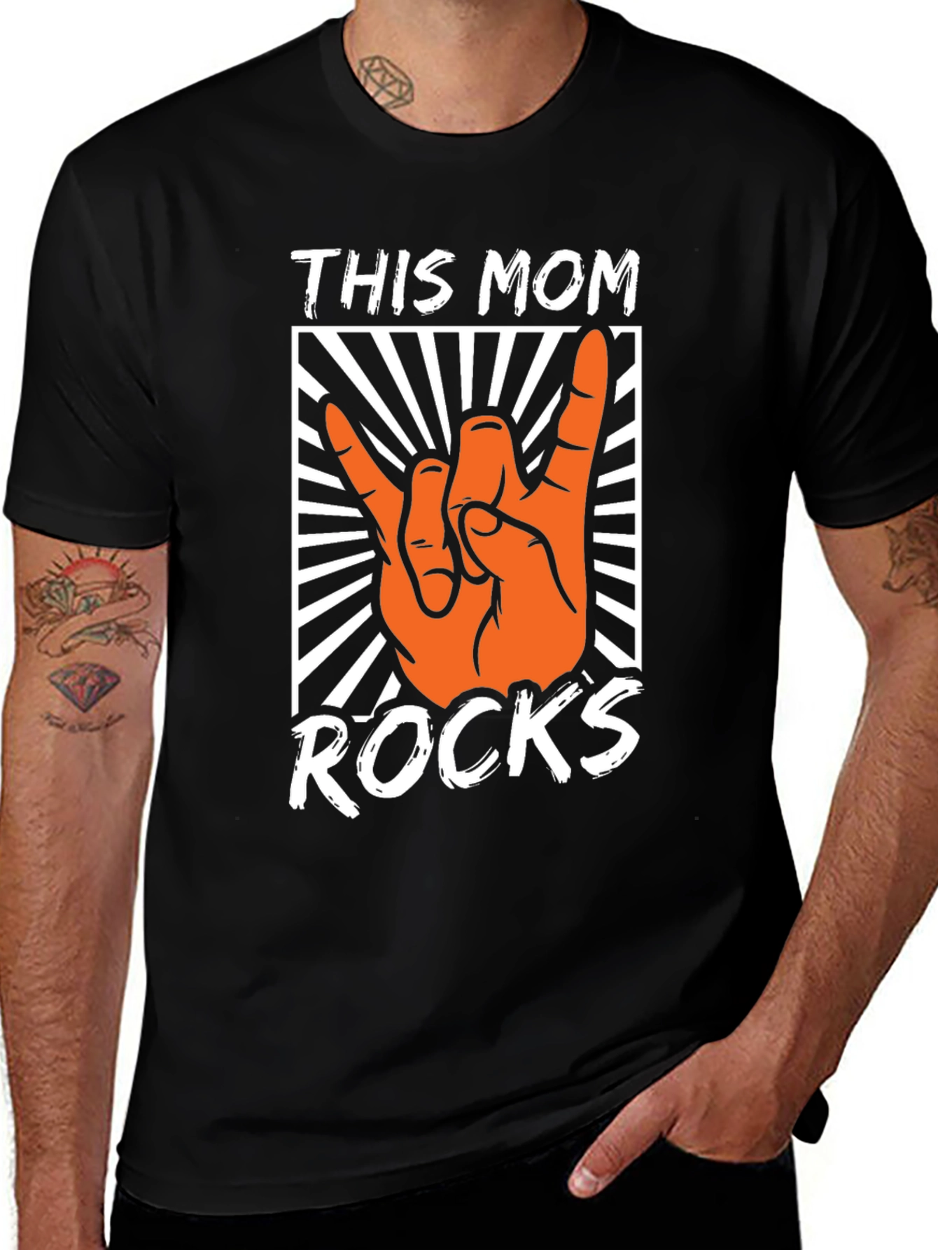 This Mom Rocks T-Shirt Black Cotton Graphic Tee